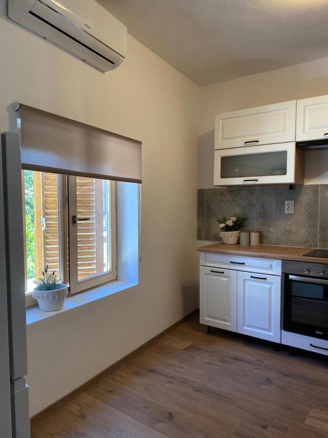 Apartman Kala Biograd Na Moru Esterno foto
